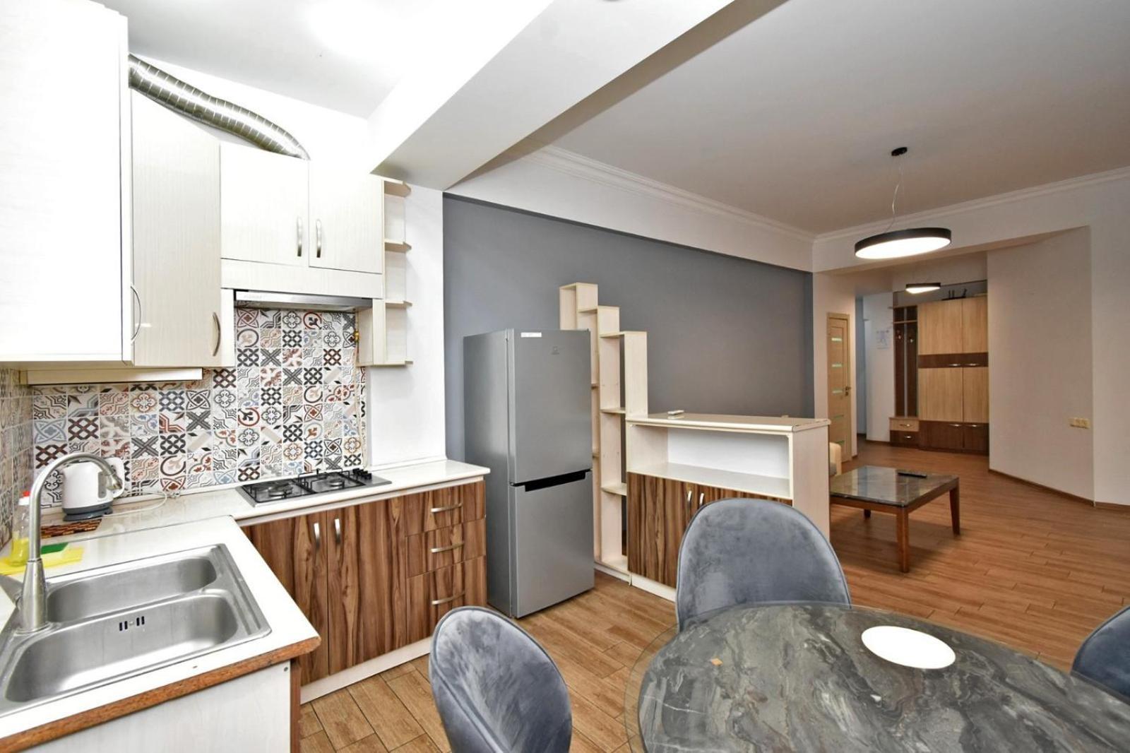 Rent Inn Yerevan On Chaykovski Street المظهر الخارجي الصورة