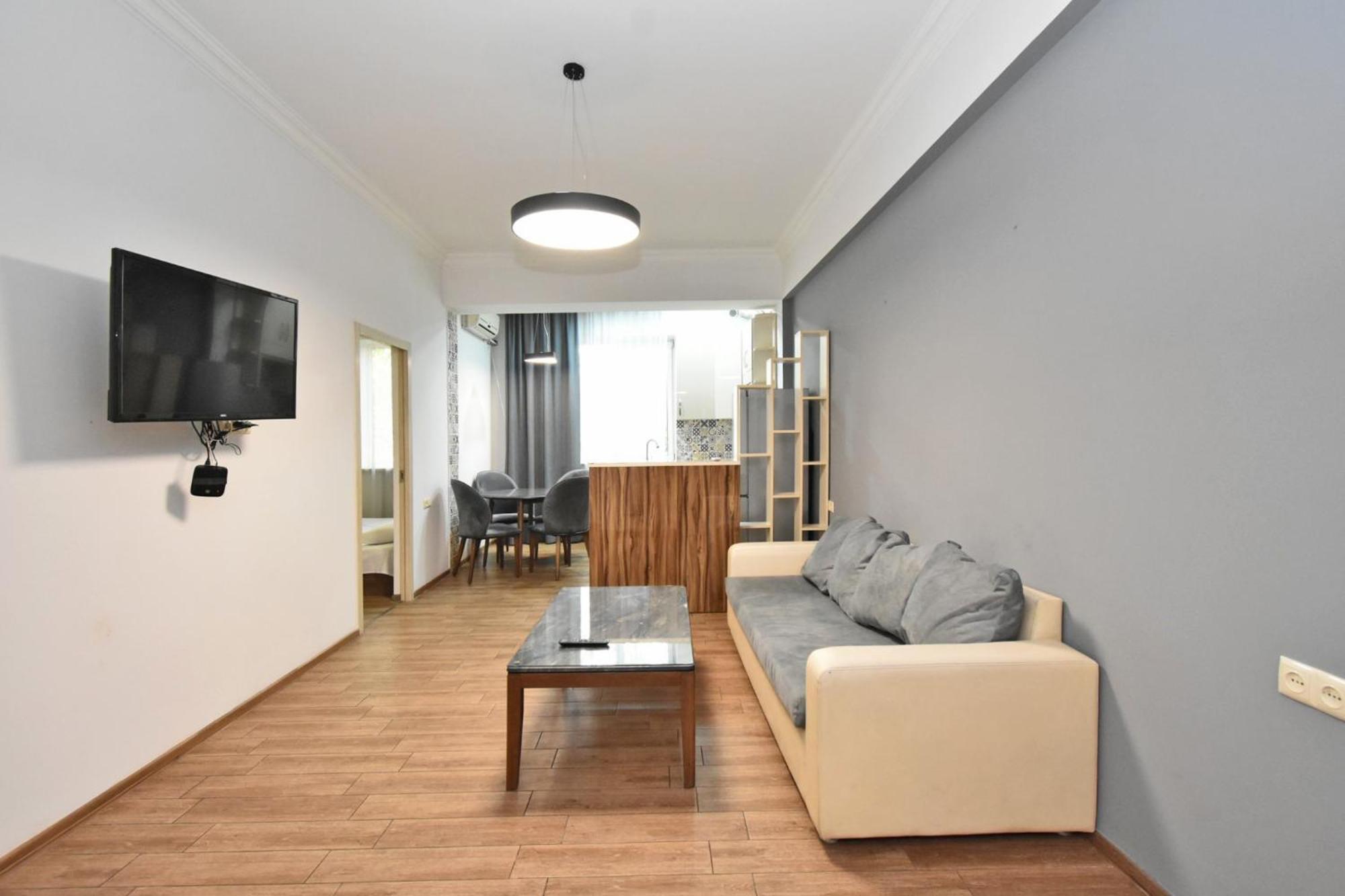 Rent Inn Yerevan On Chaykovski Street المظهر الخارجي الصورة